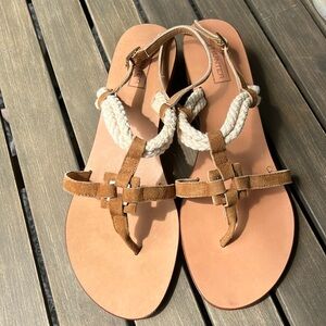 HUNTER Lindy Ankle Strap Thong Sandals